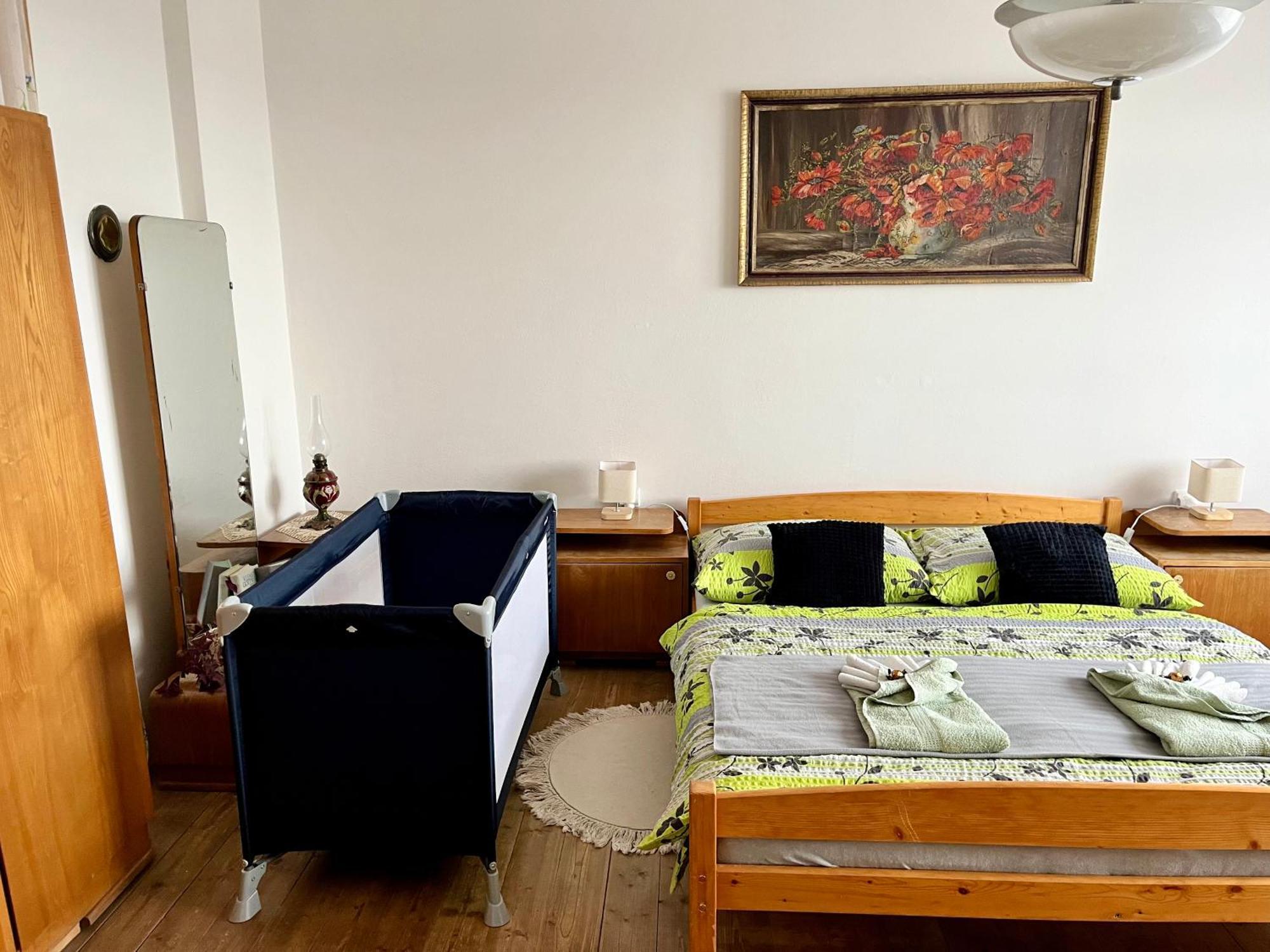 Apartmán Slunny Byt S Krasnym Vyhledem Nové Město nad Metují Exteriér fotografie